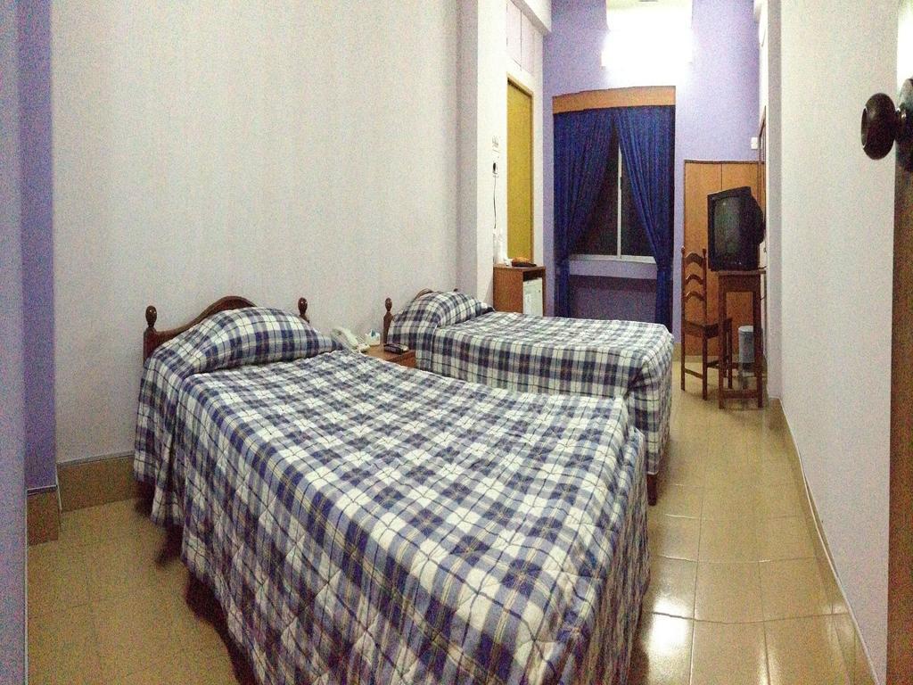 Hotel Naz Garden Bogra Bilik gambar
